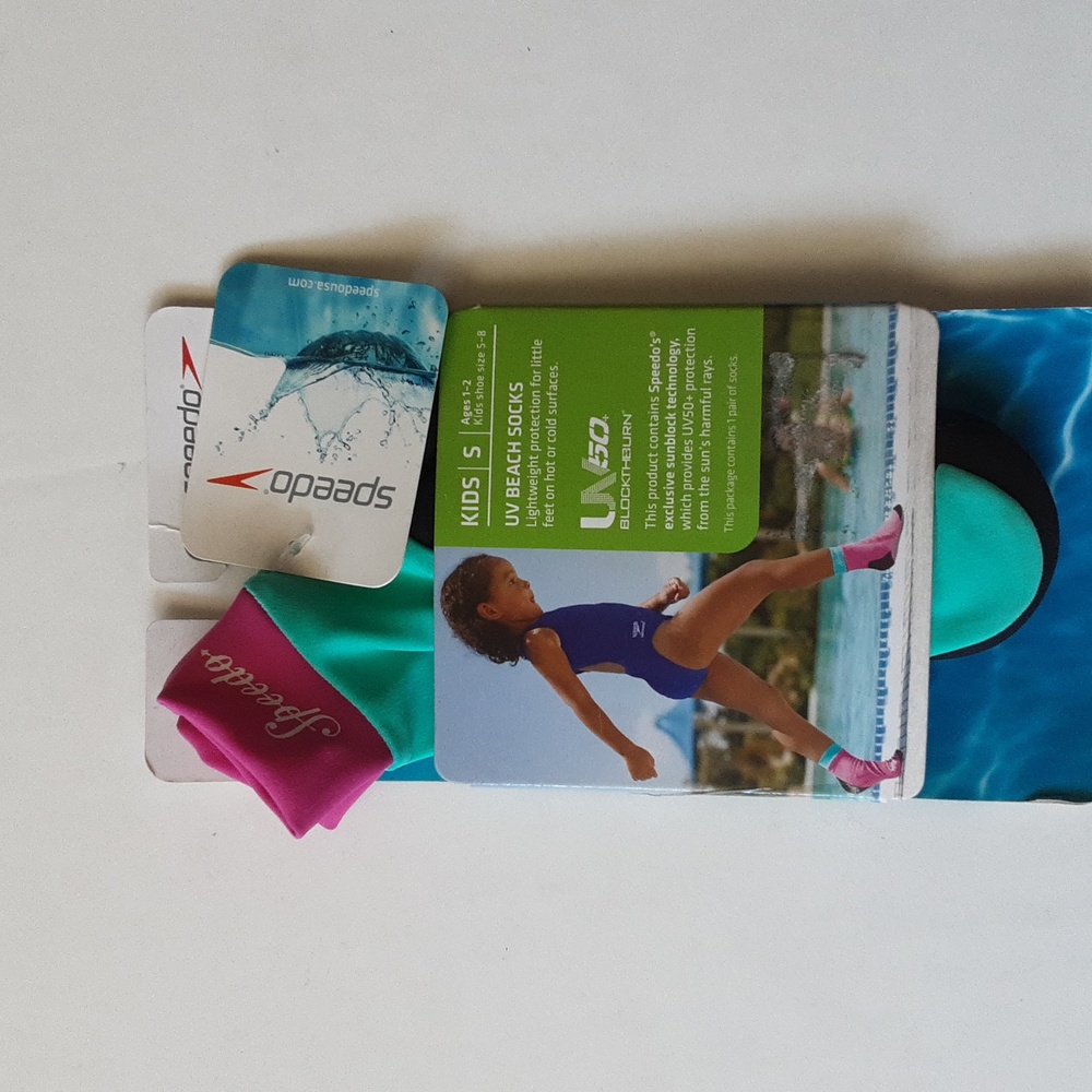 Speedo Kids UV Beach Socks - Pink and Teal NEW